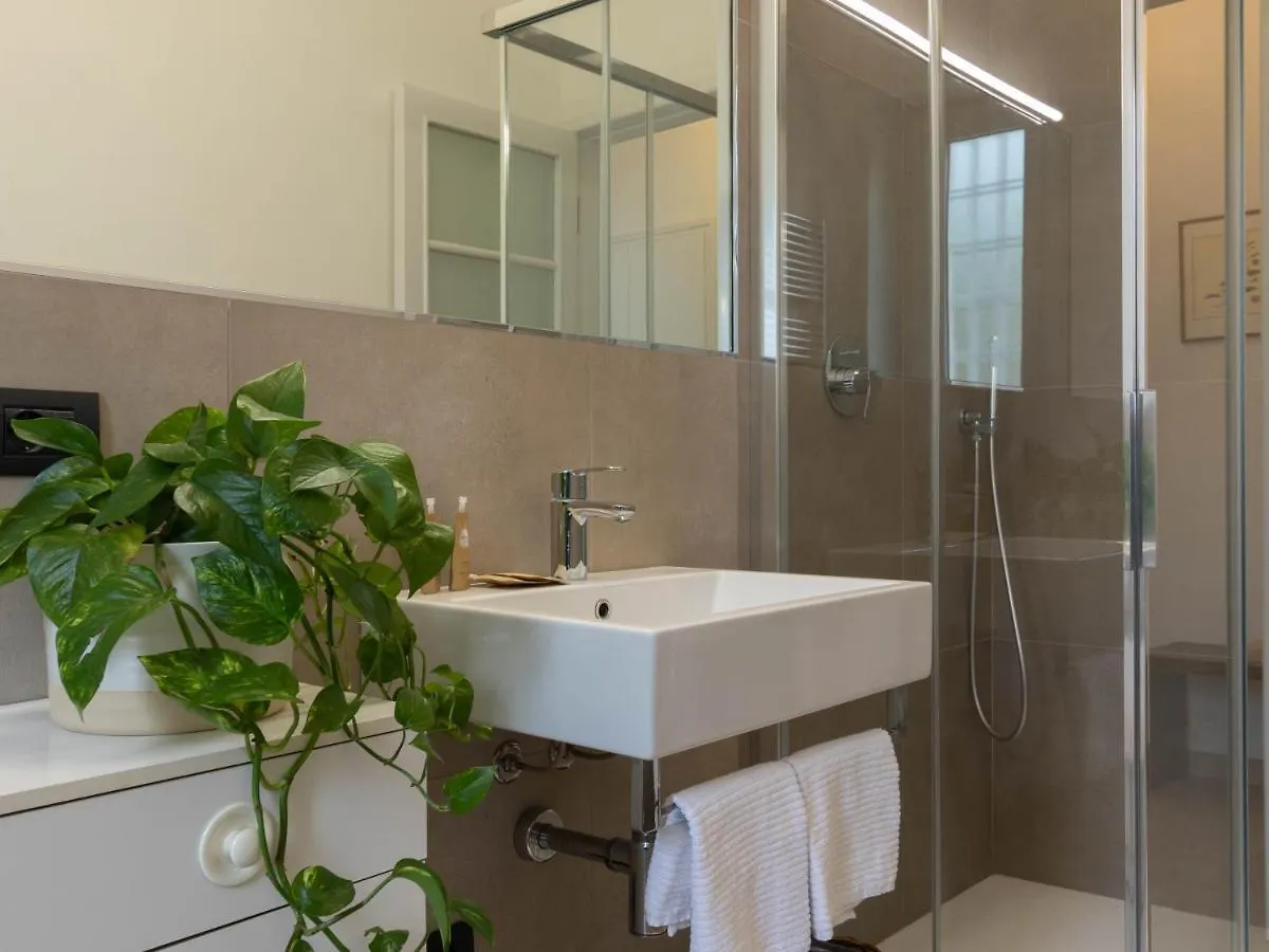 Mamma Ciccia Holiday Home - Old Village Apartment Mandello del Lario 0*,