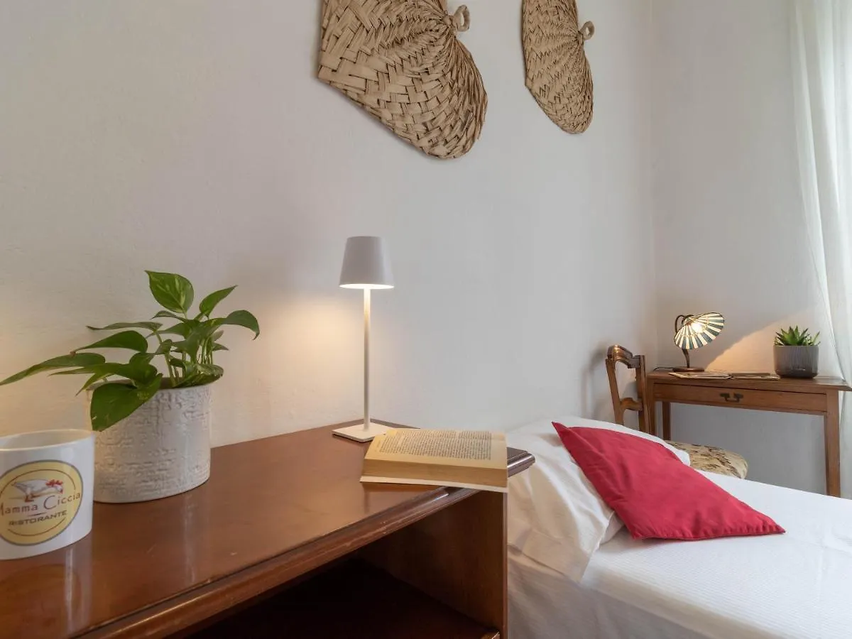 Mamma Ciccia Holiday Home - Old Village Apartment Mandello del Lario 0*,  Italy