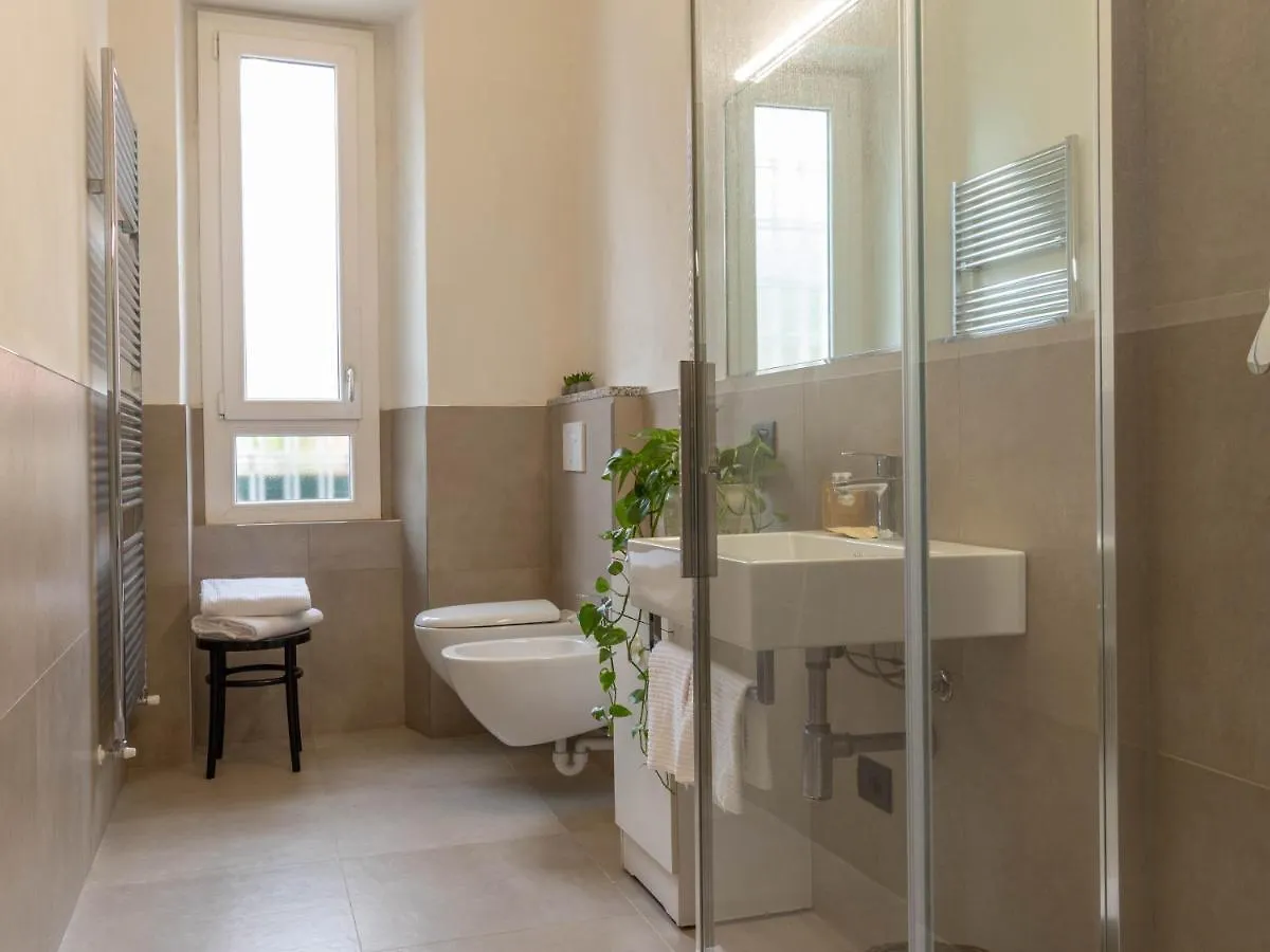 Mamma Ciccia Holiday Home - Old Village Apartment Mandello del Lario
